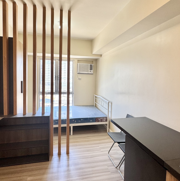 Semi Furnished Studio Unit in Makati Southpoint, Semi Furnished Studio Unit in Makati Southpoint, for rent located at Makati City Metro Manila 