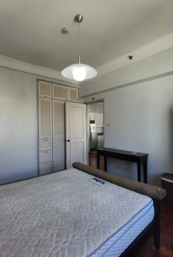 1 bedroom unit for rent with parking slot in Makati, 1 bedroom unit with parking, for rent located at Makati National Capital Region (NCR) 