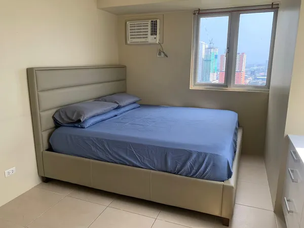 2BR Taft Condominium Unit for Rent, 2 BR with Utility room, for rent located at Pasay National Capital Region (NCR) 
