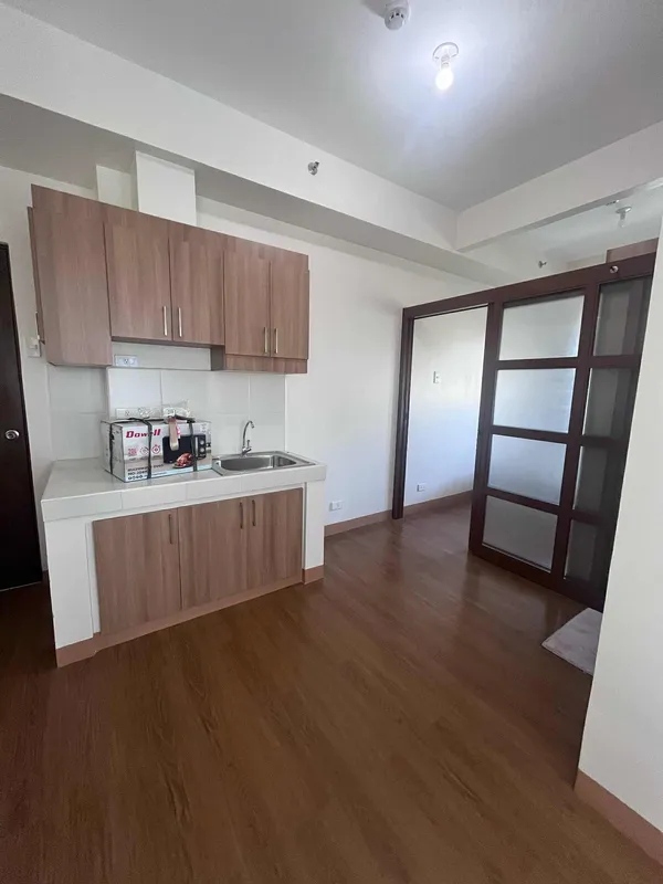 1Br Unit for Rent in Loyola Heights, Quezon City, 1BR CORNER UNIT @ 101 XAVIERVILLE, LOYOLA HEIGHTS, QC (Katipunan area), for rent located at Quezon City National Capital Region (NCR) 