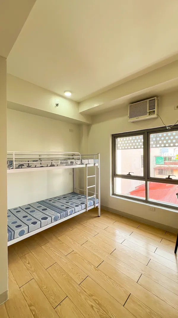 Rooms for Rent in Makati, Premier Room (good for 2 pax), for rent located at Makati National Capital Region (NCR) 