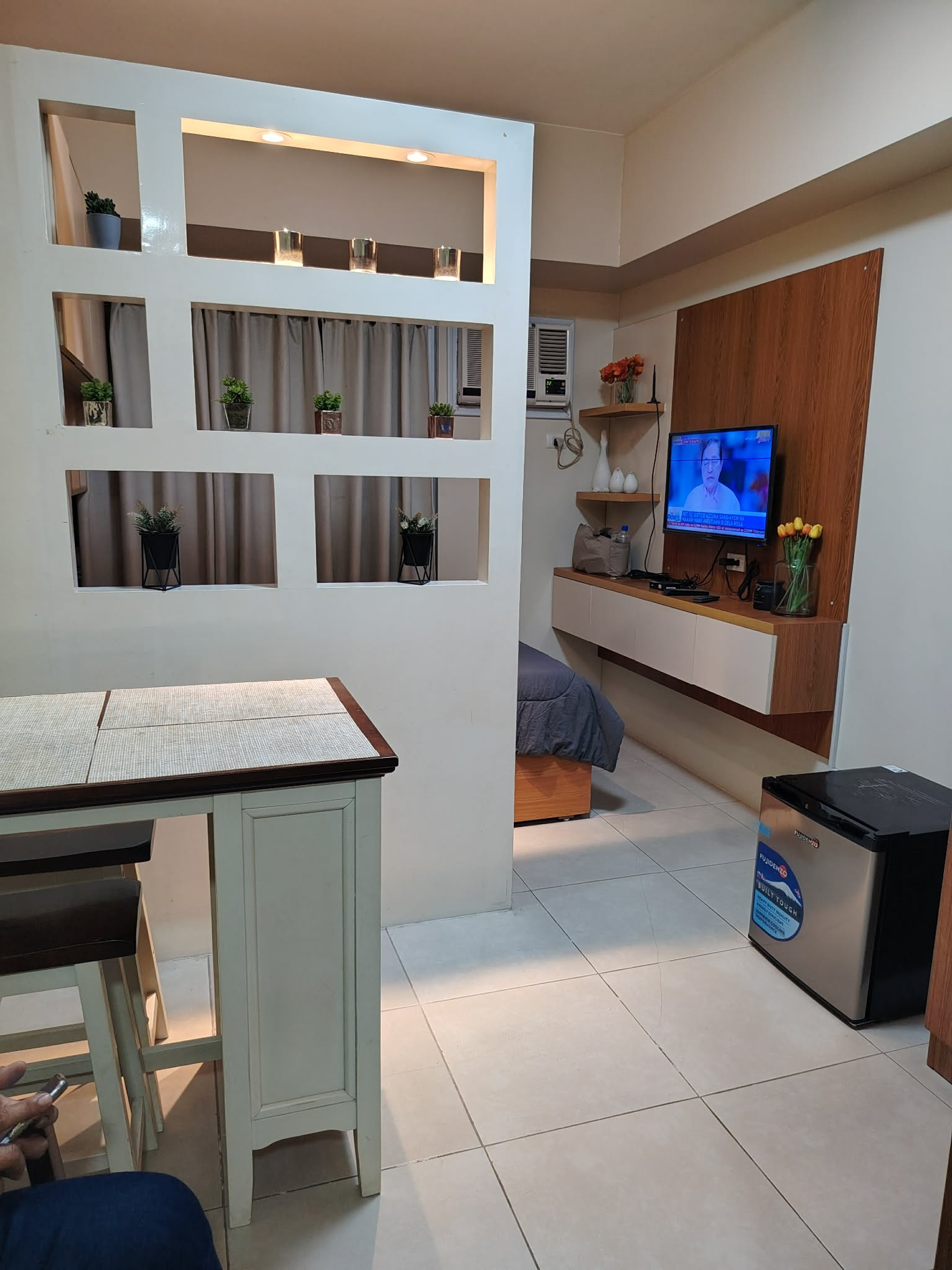 Featured Image of Building, Room, Condo, Dorm at Condominium In Quezon City Metro Manila