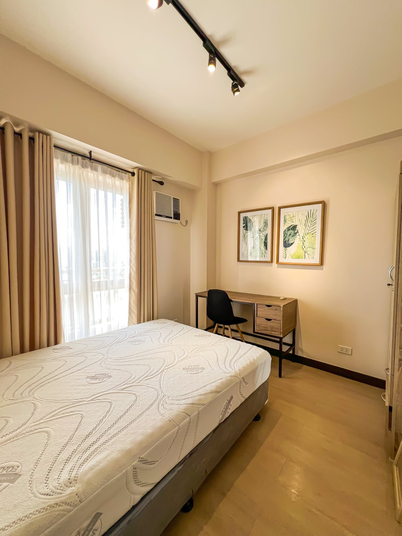 Featured Image of Building, Room, Condo, Dorm at Room for Rent in Pasay near NAIA, Airport Terminals