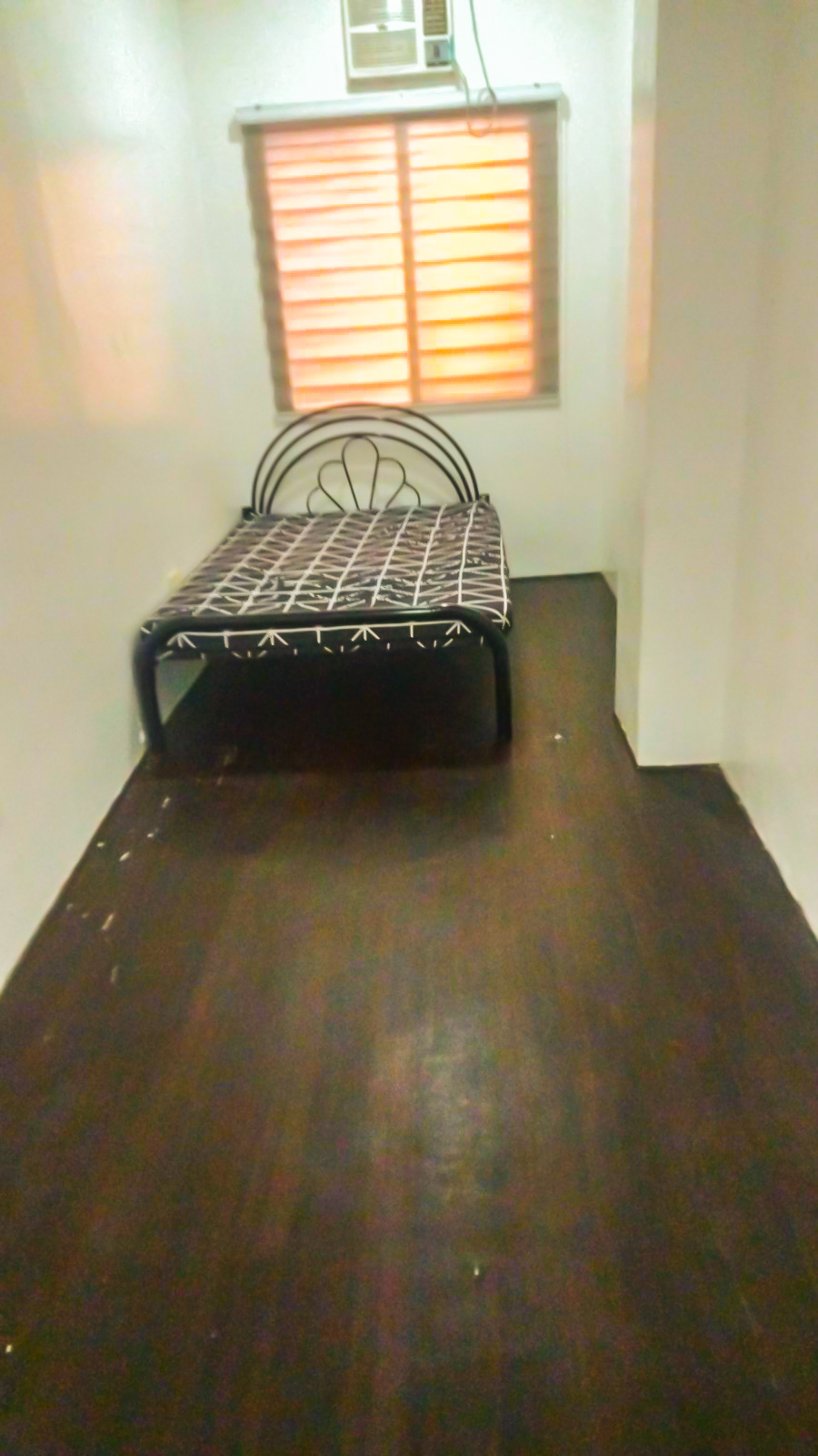 Featured Image of Building, Room, Condo, Dorm at Pet-Friendly Apartments For Rent in Las Pinas near Perpetual Help