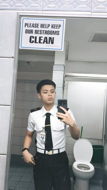 Carl is looking for a roommate around Pasay City, Metro Manila