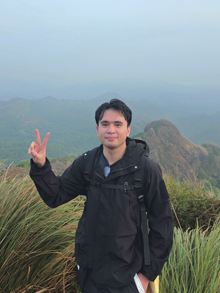 Lorens is looking for a roommate around Mandaluyong City, Metro Manila