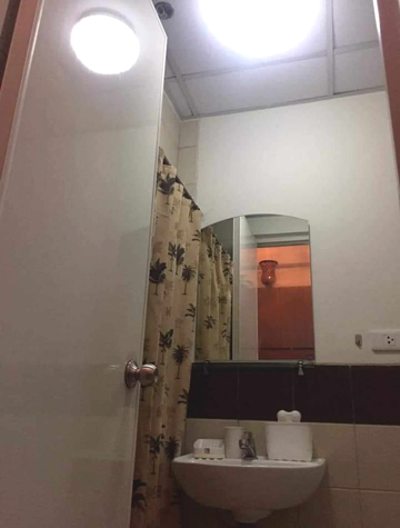 1-BR, FULLY FURNISHED FOR RENT RESIDING NEAR MRT3 ARANETA AVE.