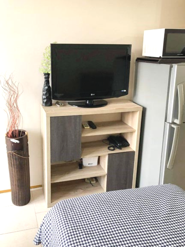 Fully Furnished Studio Unit with Balcony in Antel Spa Suites Makati