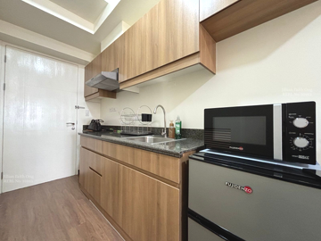 Fully furnished STUDIO with PARKING in The Camden Place (Dominga St.)