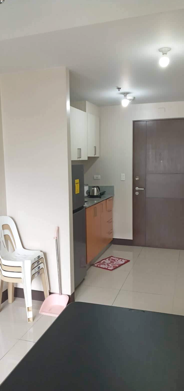 FOR RENT IN CUBAO, QUEZON CITY: Studio Type Condo at Manhattan Tower B