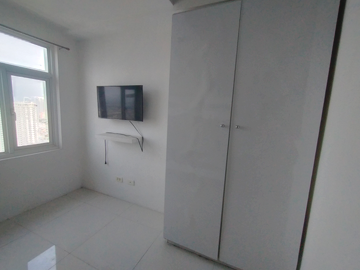 Vista Taft Residences (Max 2 pax)