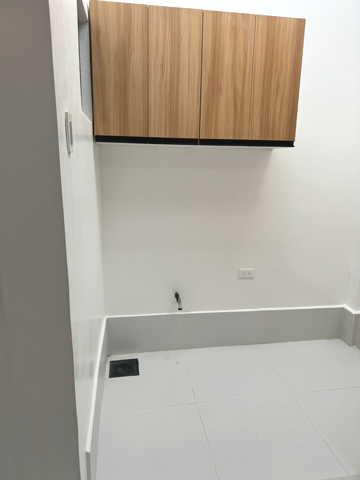 Newly Renovated Family Friendly 2 Bedroom Townhouse