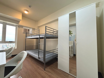 Fully furnished STUDIO with PARKING in The Camden Place (Dominga St.)