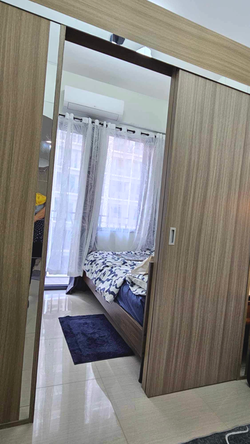 HOTEL LIKE RENTAL UNIT in Shore 2 Residences near MOA  & Taft Ave.