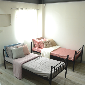 For Rent Studio near Circuit Makati in Pedro Gil Santa Ana Manila