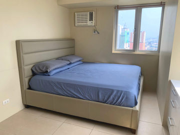 2BR Taft Condominium Unit for Rent