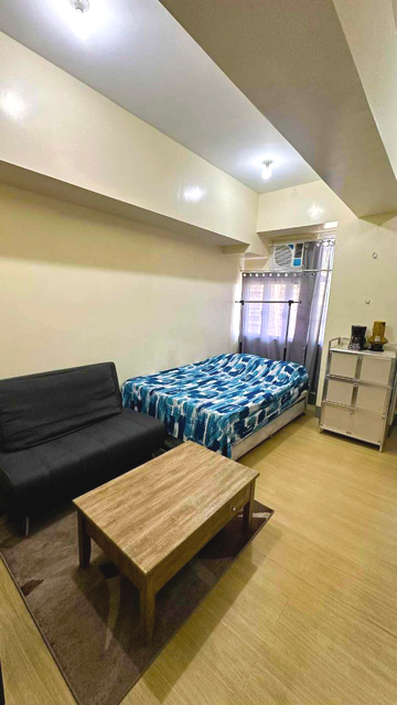 Suntrust Solana near SM Manila and Intramuros for rent