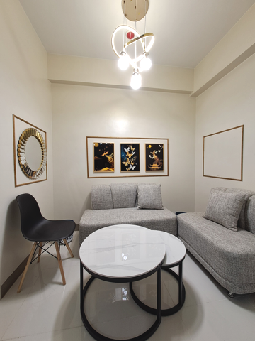 LF: 1 Female Student Bedspacer in Suntrust Solana