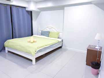 1 BR Unit For Rent in Parañaque - Sapphire Seaview Park (Street View)