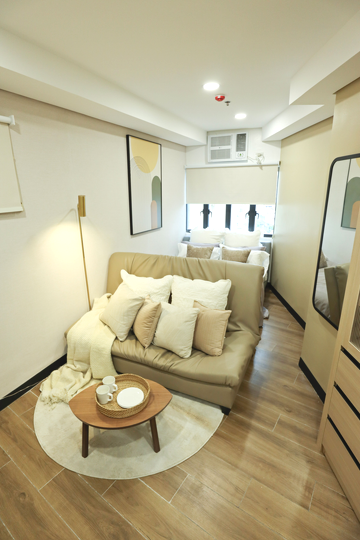 Fully Furnished Studio Unit Near DLSU CSB Taft Manila good for 2 pax