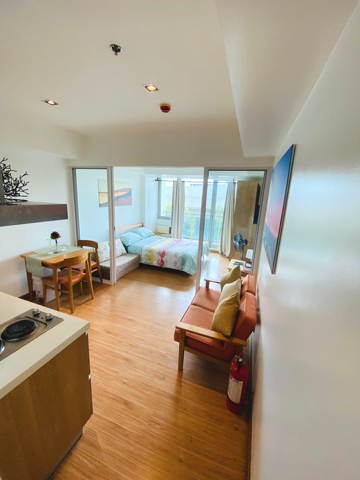 Azure Residences 1 Bedroom w/ Balcony