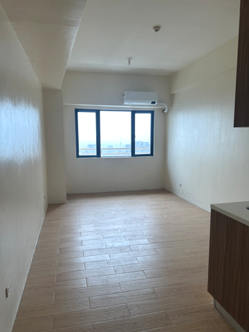 BARE STUDIO DE LUXE FOR RENT near DLSU/BENILDE