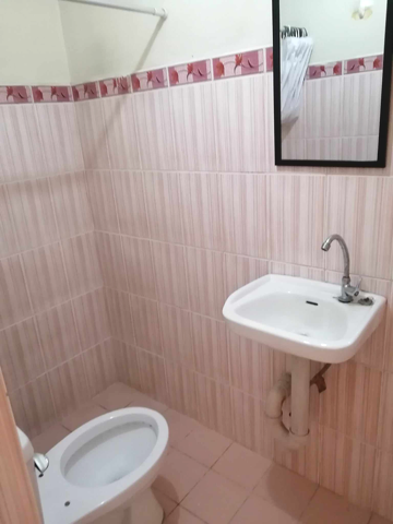 Large Studio Unit in Makati!