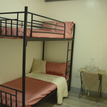 Studio for Rent in Santa Ana near Circuit Makati Pedro Gil Manila