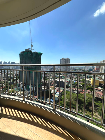 1 BEDROOM UNIT FOR RENT (BARE) near DLSU/BENILDE