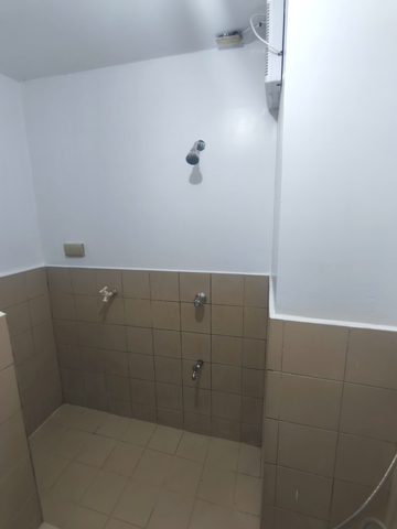 Studio Bare Condo Unit for Rent at Spazio Bernardo