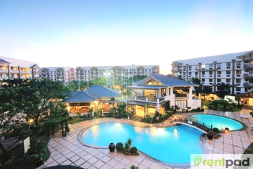 2 bedroom condo roommate